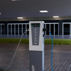 Borne de recharge double pour voiture électrique Witty Park OCPP 22 kW inoxydable avec RFID - HAGER - XEV601C