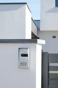 Bouton pour l'extérieur filaire Blyss Jelbi alu