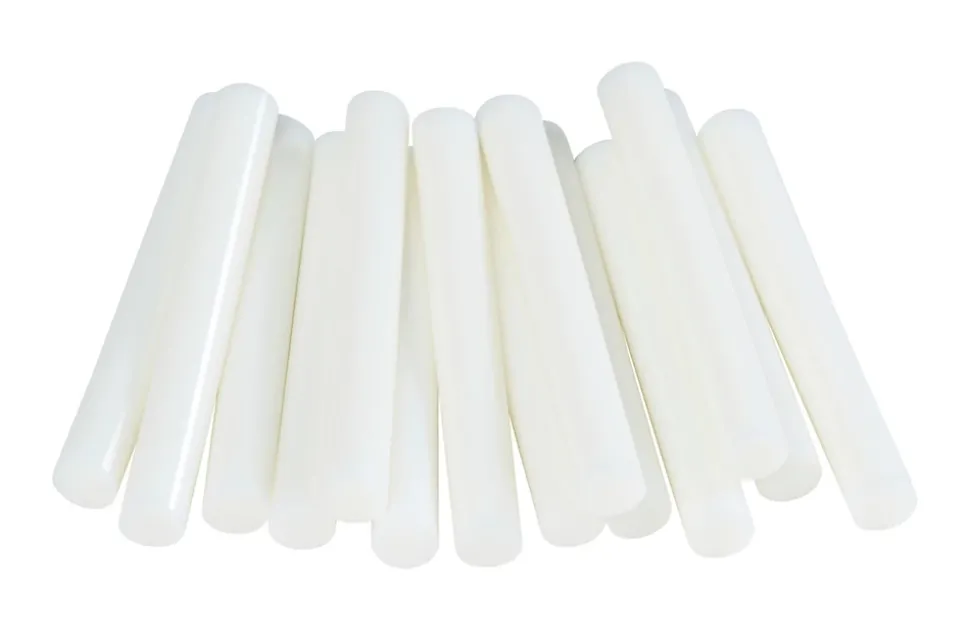 14 Bâtons de colle blanche universelle 12 mm Rapid 125 G