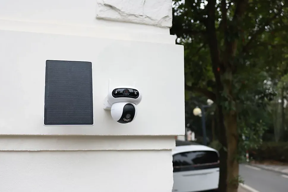 Caméra de vidéosurveillance extérieure avec panneau solaire Ezviz CS-HB90/SP-R100 blanc
