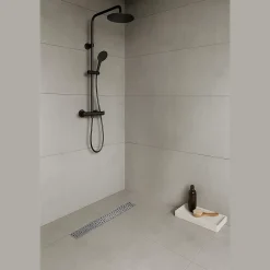Caniveau de douche à l'Italienne GUMI motif bulle L.80 cm acier, anti-odeurs, débit élevé -SANIVERRE