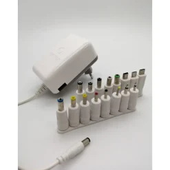 Chargeur universel Watt&Co 2000mA 16 connecteurs + USB