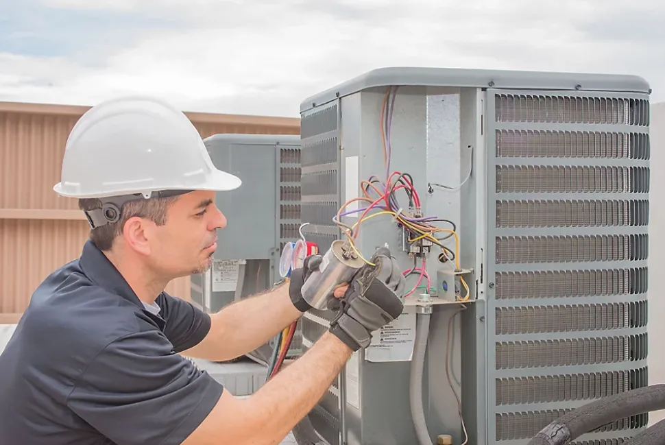 Condensateur de démarrage pour moteurs électriques, 450V, capacité : 80 microfarad, 4 broches / M8
