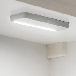 Emuca Luminaire LED rechargeable Kraz avec détecteur de mouvement, 1 W, Peint en aluminium, Plastique