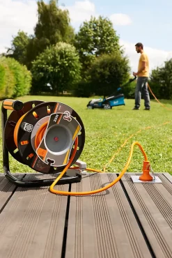Enrouleur de jardin Diall 47/3M H05VVF 3G1 5mm²