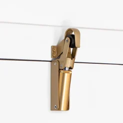 Frein rétention Réglable force 80 a 115 N, aluminium anodisé or, pour porte jusquà 100 KG.