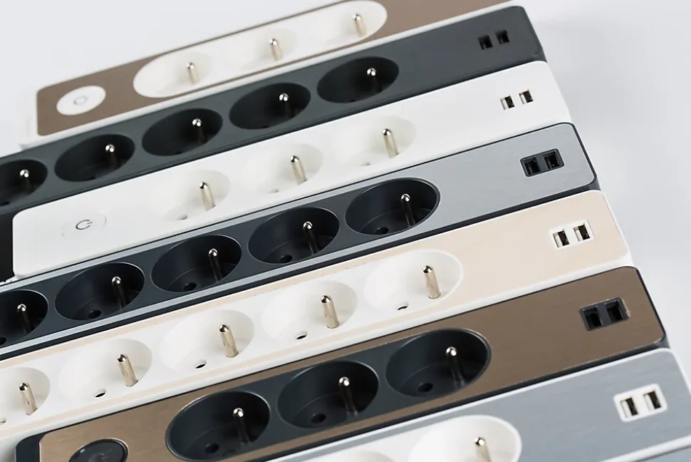 Multiprise 3 prises + 2 usb Schneider Electric Odace blanc 1.5 m