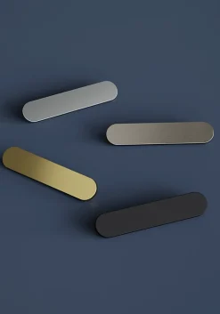 Poignée de meuble arrondi GoodHome Minzh aluminium mat noir l.153mm x l.25mm x H. 16mm entraxe 128mm