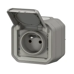 Prise Legrand Plexo gris en saillie 220V