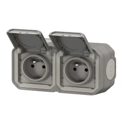 Prise Legrand Plexo gris en saillie, lot de 2