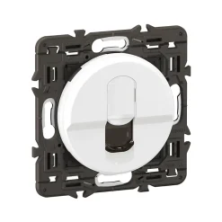 Prise RJ45 Legrand Céliane téléphone et informatique FTP catégorie 6 blanc