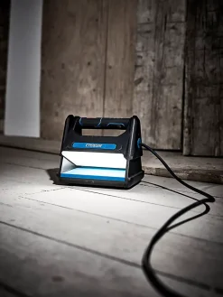 Projecteur de chantier Erbauer 2000 lumens