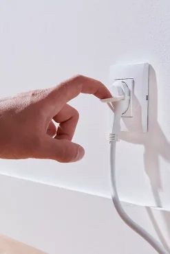 Rallonge intérieur H03VVH2-F Diall 2 x 0.75mm² 3m prise blanc
