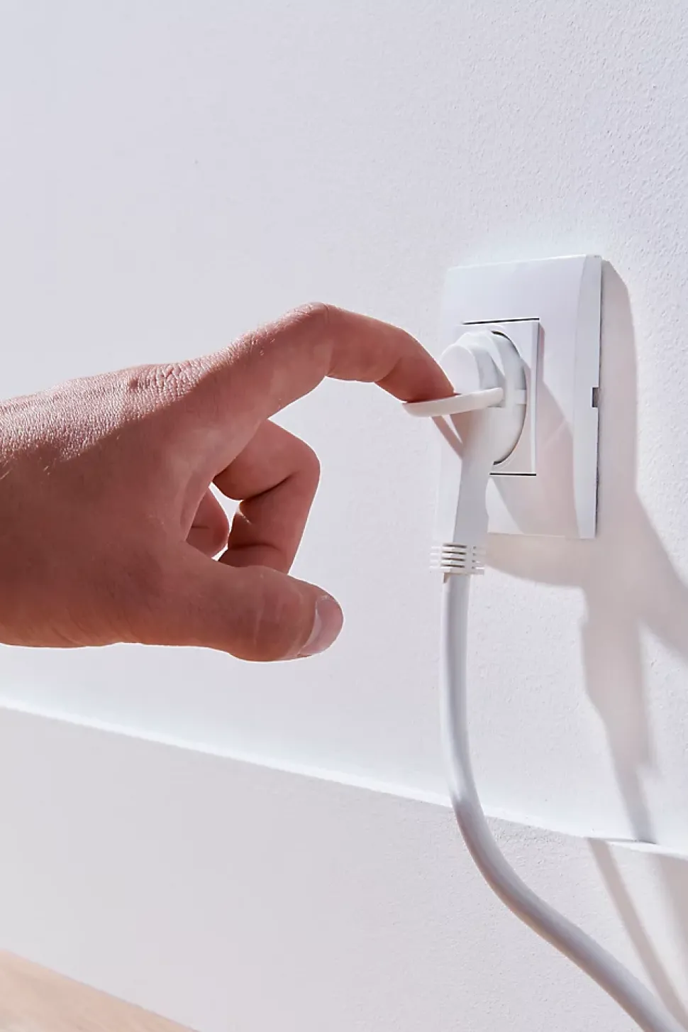 Rallonge intérieur H03VVH2-F Diall 2 x 0.75mm² 3m prise blanc