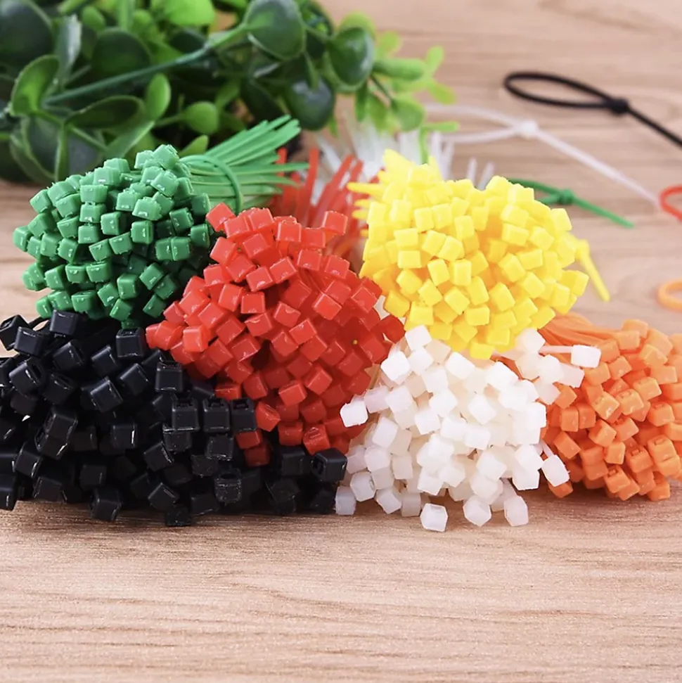 Serre-câbles de couleur en nylon, différentes tailles - 500 pièces assorties