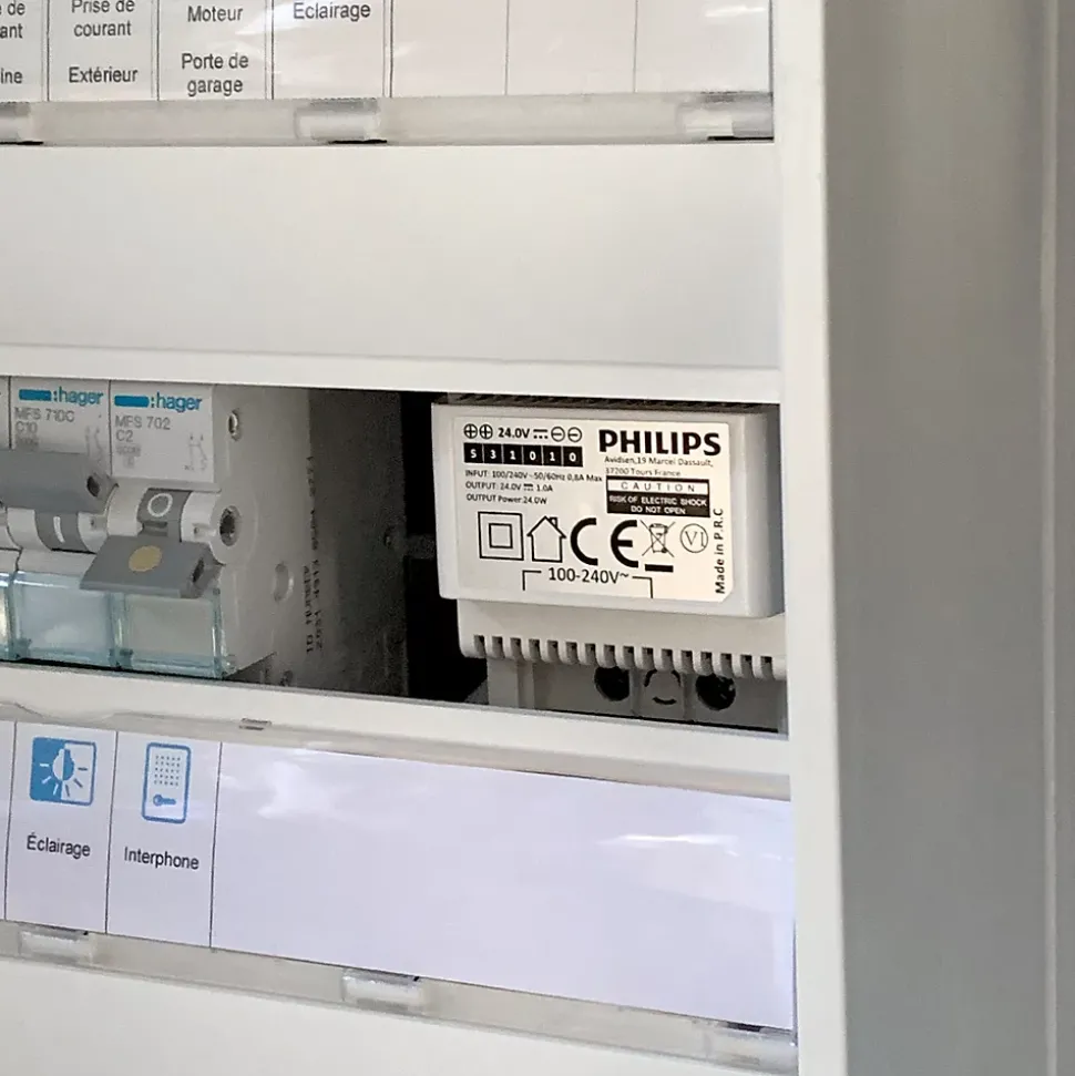 Transformateur 230 V vers 24 V pour tableau électrique sur rail DIN - WelcomeEye Power - Philips -531010